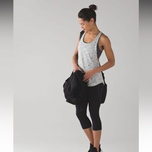 Lululemon On Track Tank
Tiger Space Dye Black White / Dark Carbon 2 in 1